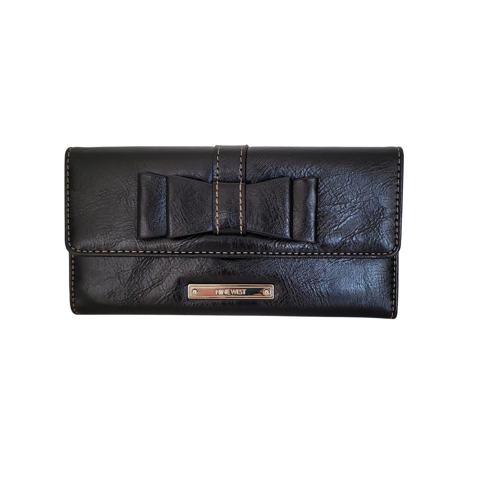 Nine West Bowtique Black Faux Leather Bow Slim Clutch Wallet NWT 60296724-169